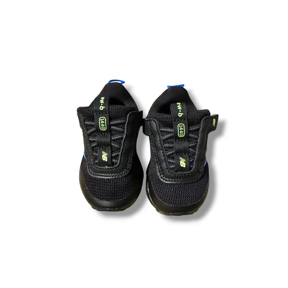 New Balance New-B 1440 Infant Sneakers‎ Size 2 Black Blue Hook Loop NEW